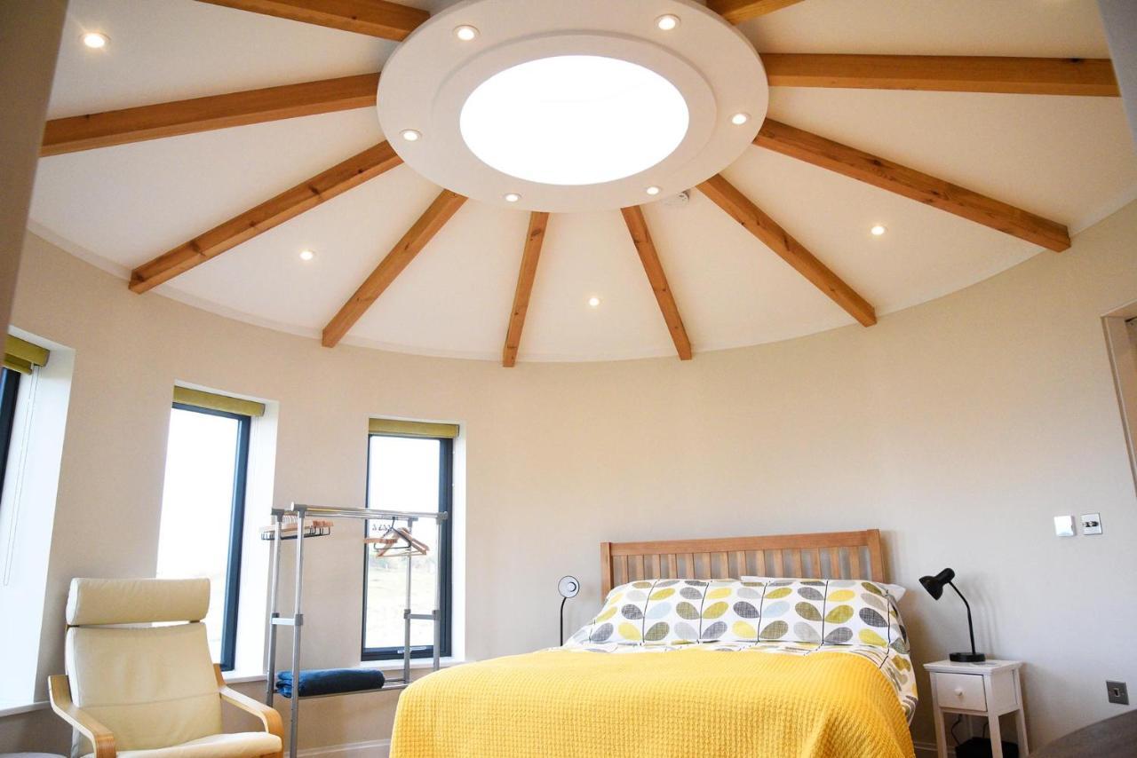 Isle Of Skye Rotunda Apartment Ollach ภายนอก รูปภาพ