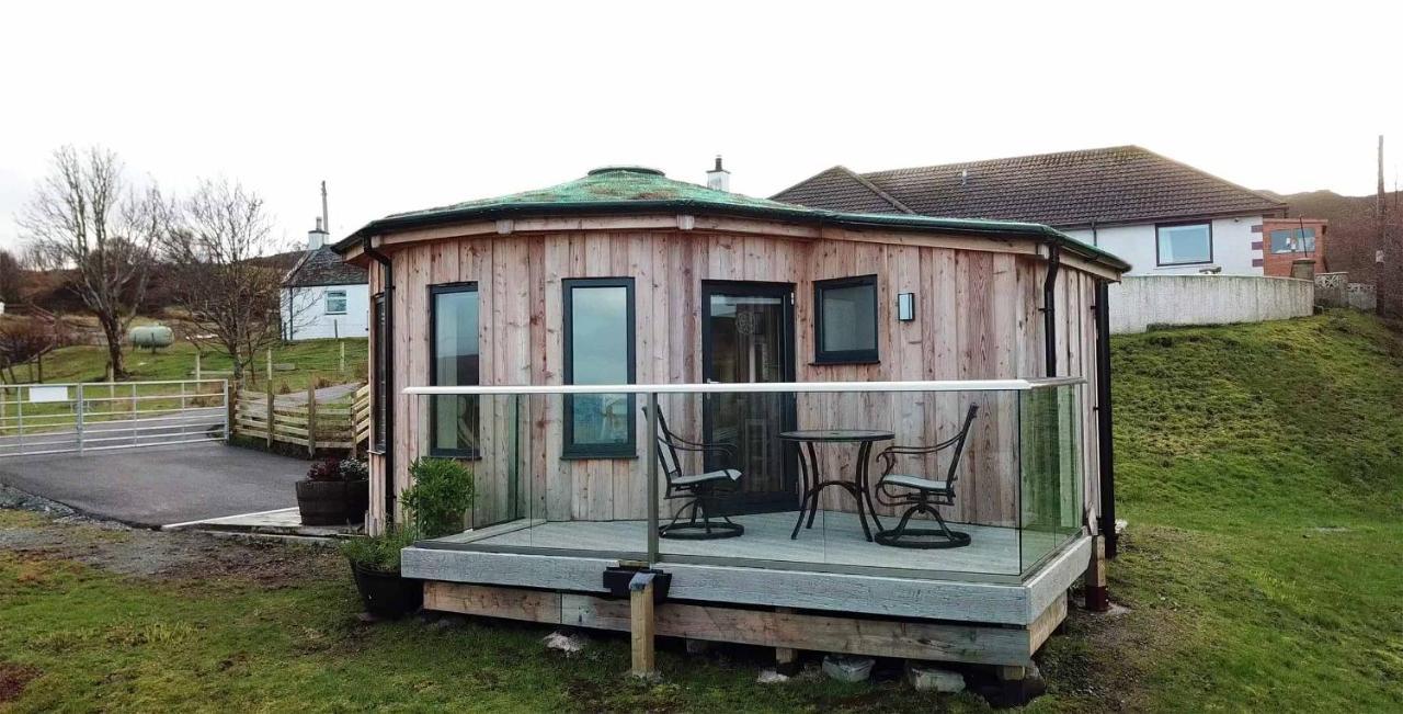 Isle Of Skye Rotunda Apartment Ollach ภายนอก รูปภาพ