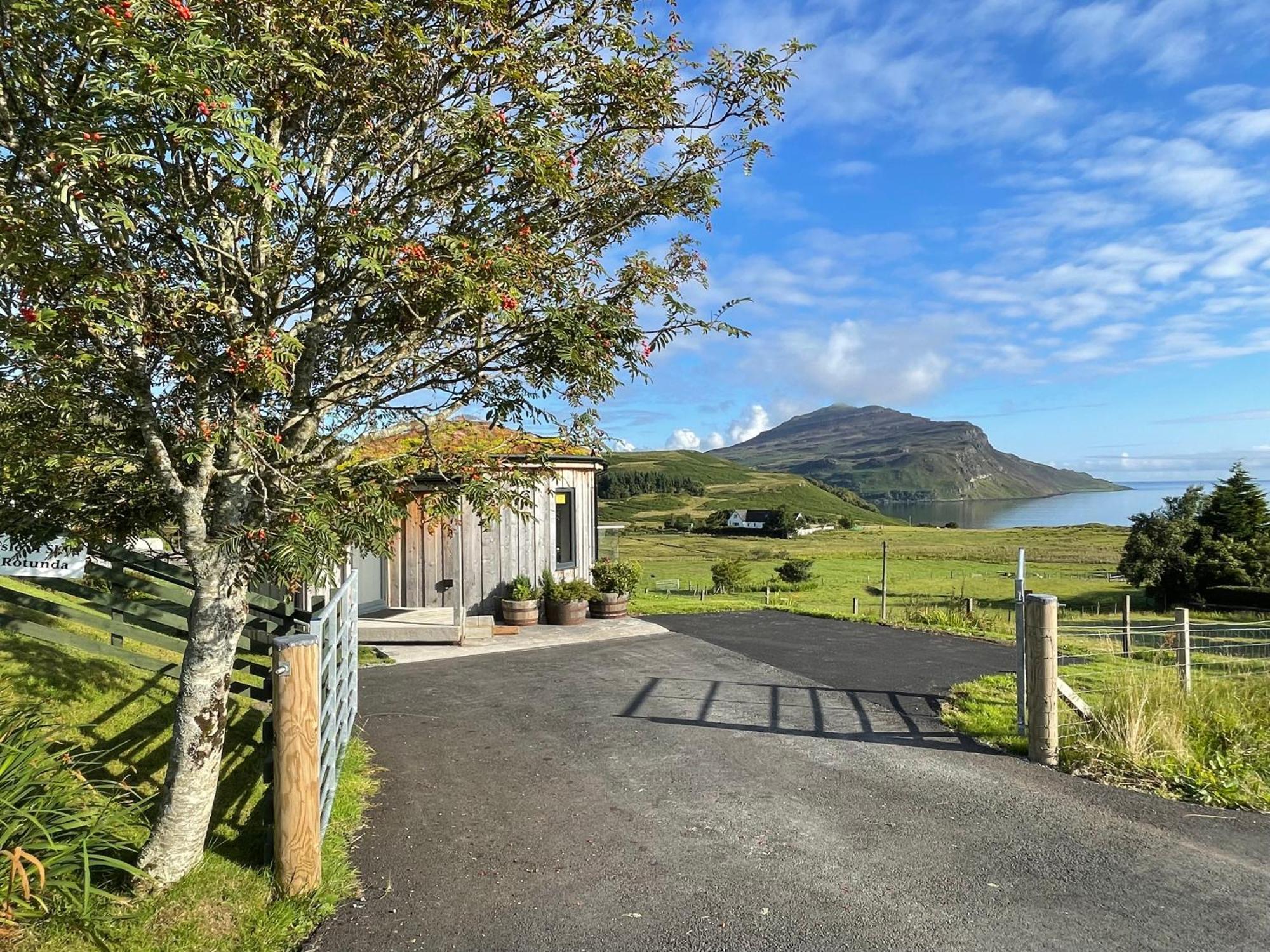 Isle Of Skye Rotunda Apartment Ollach ภายนอก รูปภาพ